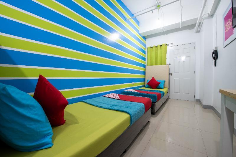 Oyo 501 Yuj Inn Pasay Exterior foto